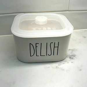 Rae Dunn “Delish” container